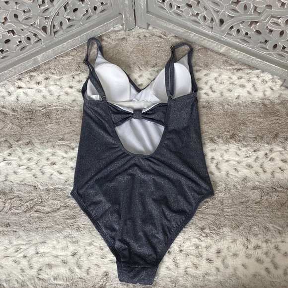 Kona Sol metallic silver black one piece swimsuit small beach pool vacation - Picture 9 of 11